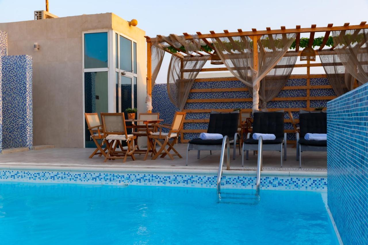 Ivory Inn Hotel Doha Qatar Exteriör bild