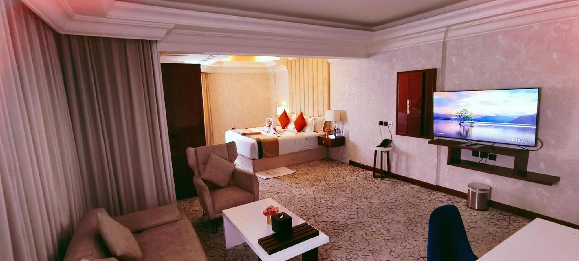 Ivory Inn Hotel Doha Qatar Exteriör bild