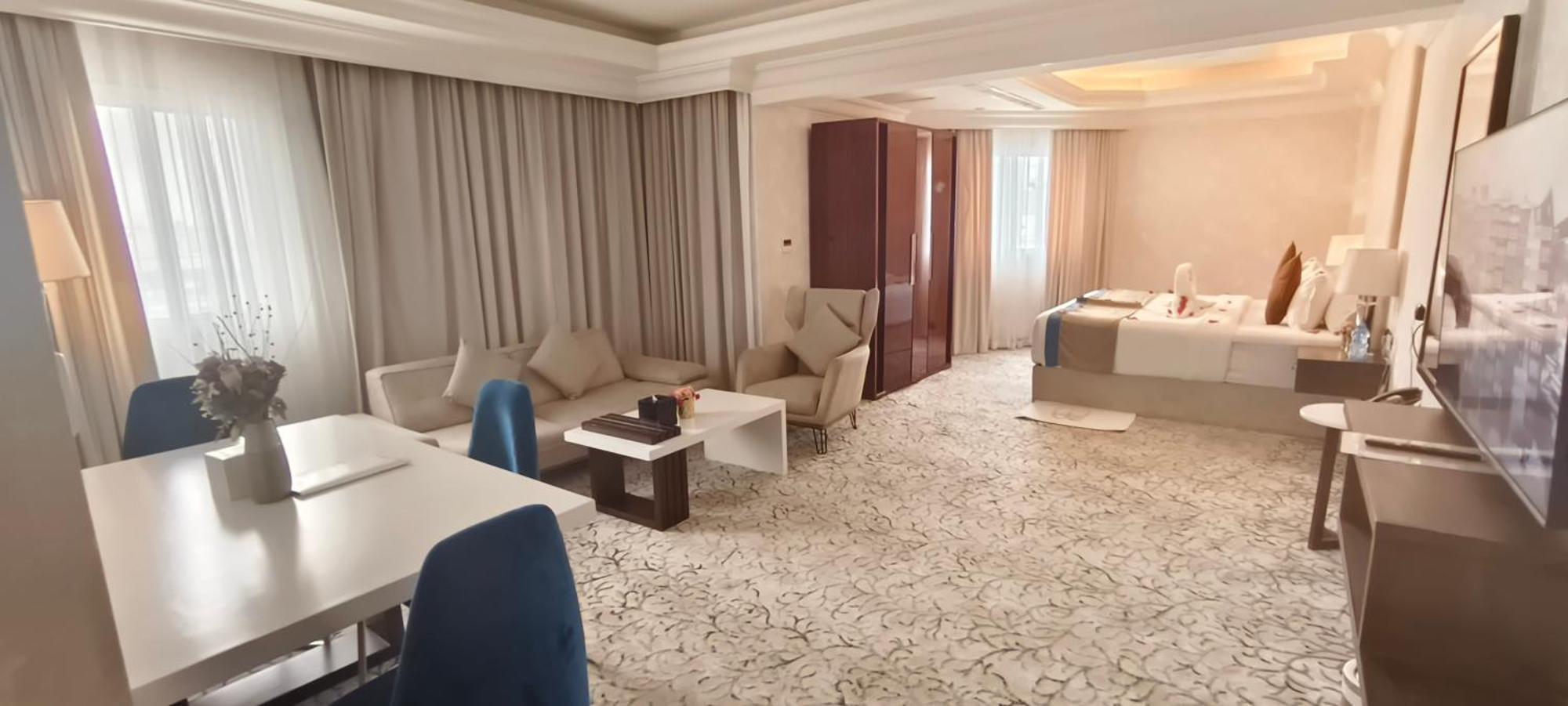 Ivory Inn Hotel Doha Qatar Exteriör bild