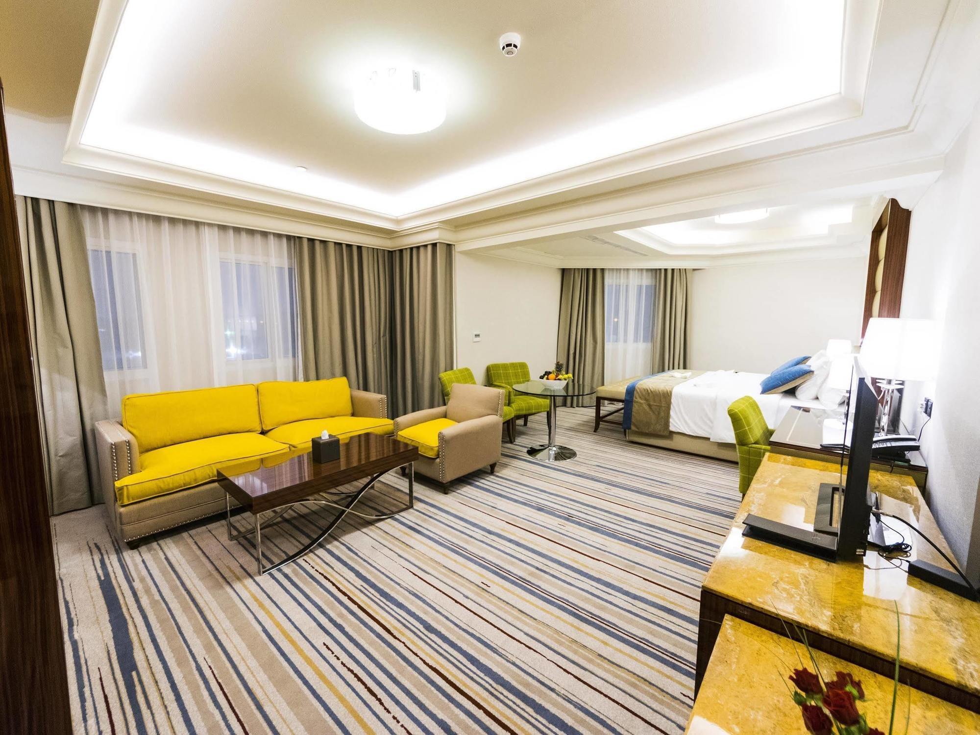 Ivory Inn Hotel Doha Qatar Exteriör bild